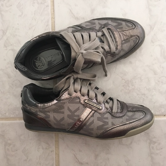 Micheal Kors Gunmetal Trainers - Picture 2 of 8